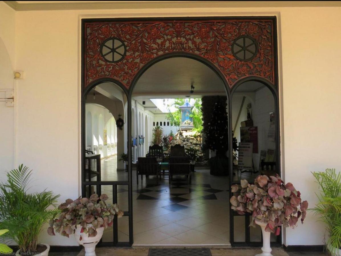 Hotel Silver Sands Negombo Eksteriør bilde
