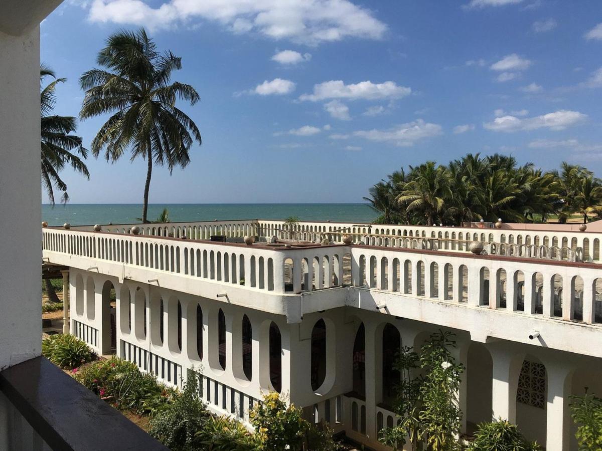 Hotel Silver Sands Negombo Eksteriør bilde